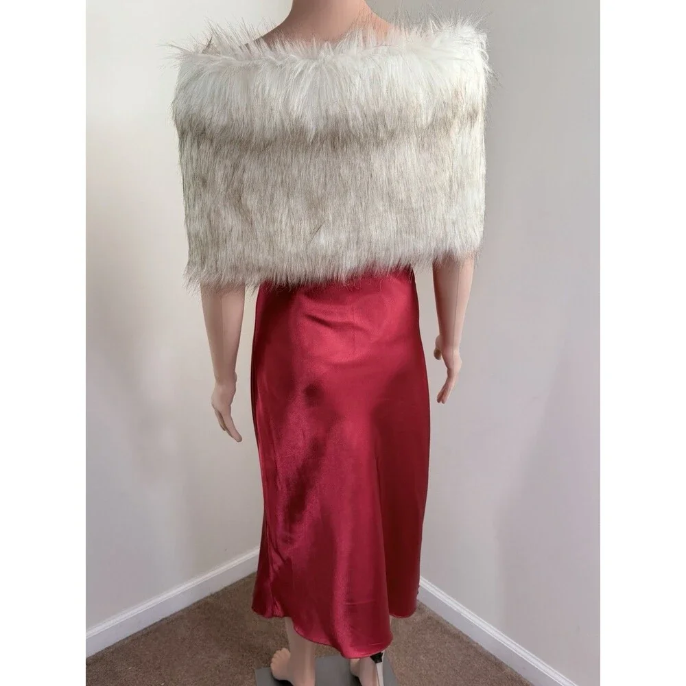 CLMMEIYUAN Ivory Faux Fur Wrap Shawl Stole Satin Lined  Wedding Bridal Shrug